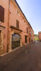 Typical alley in Roussillon. Vaucluse, Provence, France