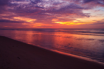 Fototapeta na wymiar Beautiful Sunrise at the sea 