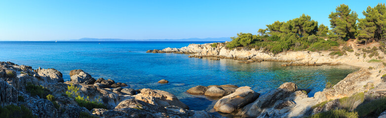 Fototapeta na wymiar Aegean sea coast (Chalkidiki, Greece).
