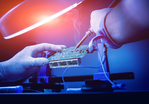 Repair of electronic devices, soldering and circuit board