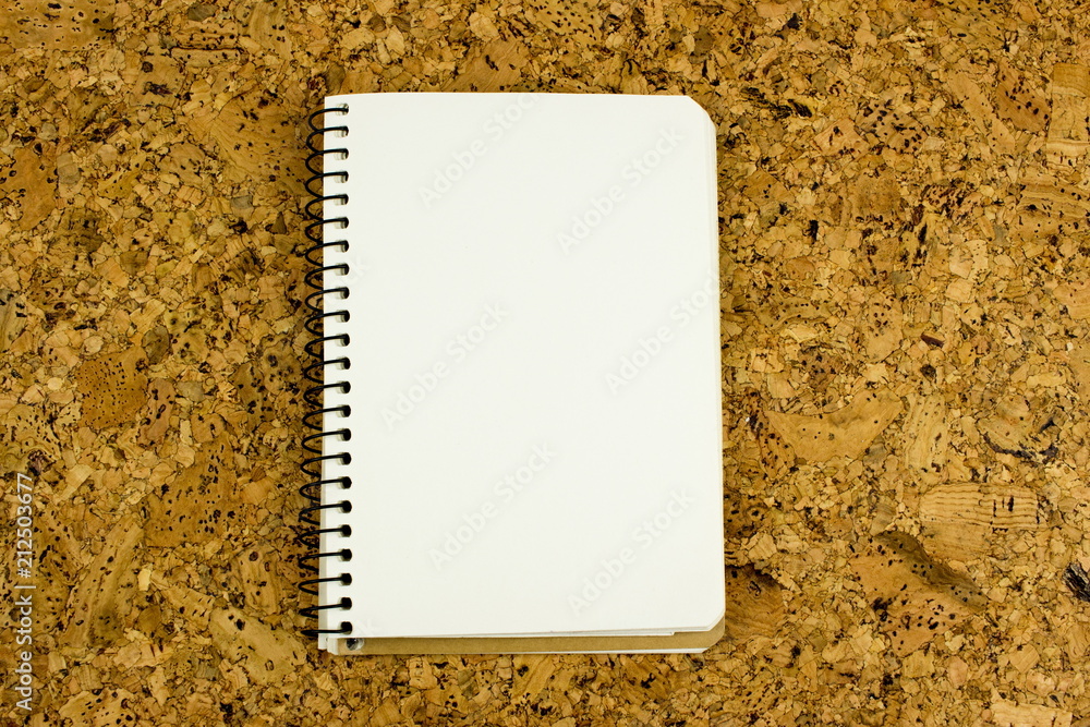 Poster empty block note mockup. free copy space for your text and design. office and education concept