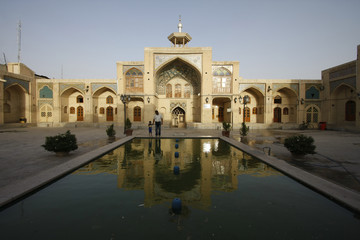 Fototapeta na wymiar Courtyard of a mosque in Kermanshah, Iran