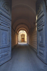 Fototapeta na wymiar Large blue doors in courtyard of Petersburg