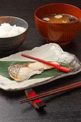 目鯛の西京焼き