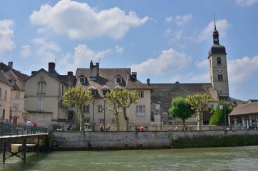 Ornans sur la Loue, commune du Doubs, France