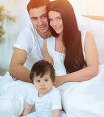 Obraz premium Family with kids in the morning.