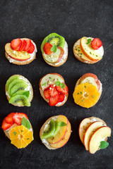 Fruit dessert sandwiches