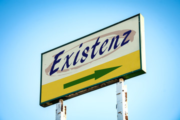Schild 301 - Existenz