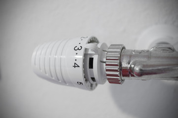 the radaitor regolator let you save money in winter