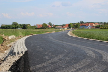 Straße im Neubau 