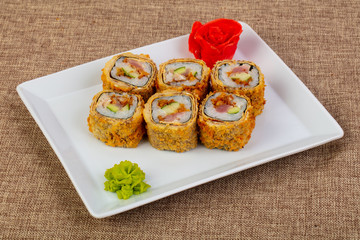 Tempura roll with tuna