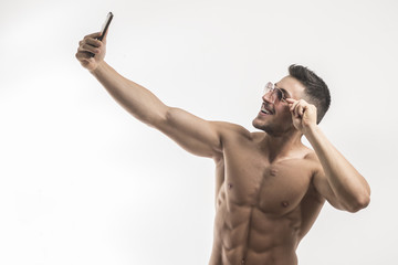 Handsome shirtless athlete mann