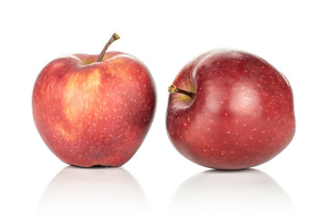 Fototapeta na wymiar Pair of fresh apples red delicious isolated on white background.