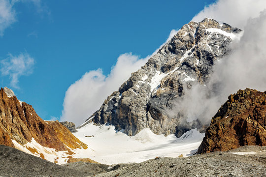 Gran Zebr&ugrave; (3.851) - Vista dal Rifugio Pizzini