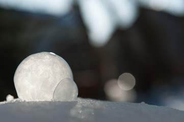 Frozen Bubbles