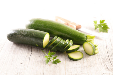 fresh zucchini slices