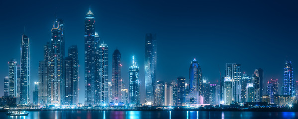 Obraz na płótnie Canvas Dubai Marina bay view from Palm Jumeirah, UAE