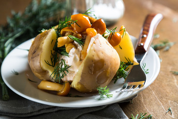 Baked potatoes with cream cheese dill and mushrooms