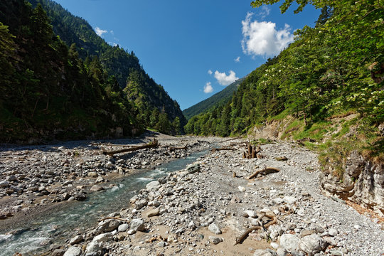 Samina valley solitude
