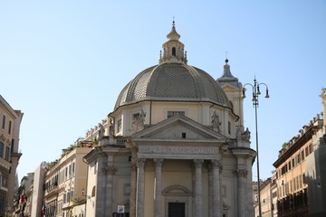 Obraz premium Twin Church Santa Maria in Montesanto at Piazza del Popolo in Rome, Italy