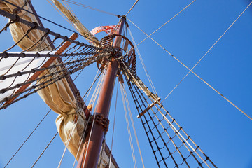 Mainsail mast of the spanish replica of the Nao de Santa Maria