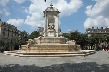 Fototapeta na wymiar Fontaine Saint Sulpice