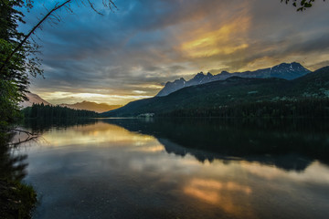 Obraz premium sunset at yellowhead