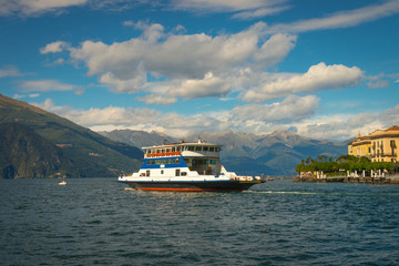 Obraz premium Lake Como ferry