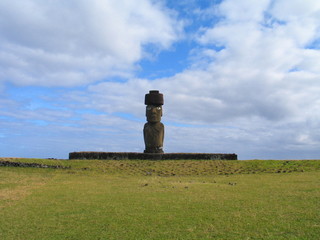 Moais de Isla de Pascua, Rapa Nui en Chile. La isla mas alejada del planeta