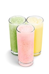 Strawberry, Mango and Kiwi Smoothies