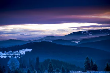 Cercles muraux Forêt dans le brouillard Winter landscape in Carpathian Mountains at the sunrise