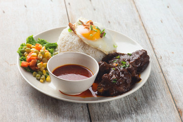 RENDANG DAGING