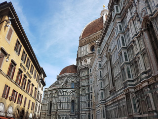 Italy, Florence. Piazza del Duomo and Cathedral Santa Maria del Fiore
