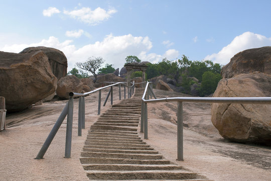 Gateway and rock cut steps leading to the Jain temple complex, Chandragiri Hill, Shravanbelgola, Karnataka
