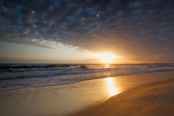 Naklejka na ściany i meble Cloudy sunrise at Currumbin beach, Gold Coast, Australia