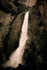 Fototapeta na wymiar waterfalls nature