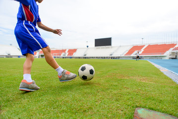 Obraz premium Boy play football