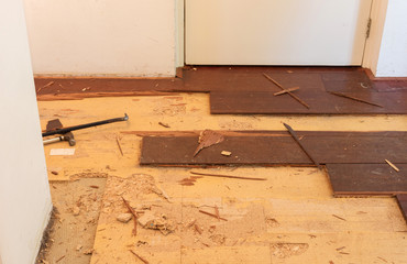 Breaking up a solid wooden floor