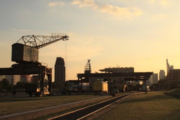 Hafenromantik am Frankfurter Hafenpark