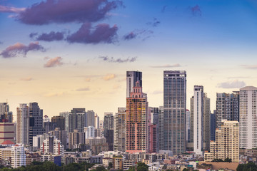 Naklejka premium cityscape Bangkok sunset skyline, Thailand. Bangkok is metropolis and favorite of tourists live at between modern building / skyscraper, Community residents