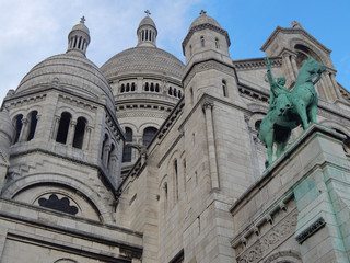 Fototapeta na wymiar Paris Basílica Sagrado Corazon 