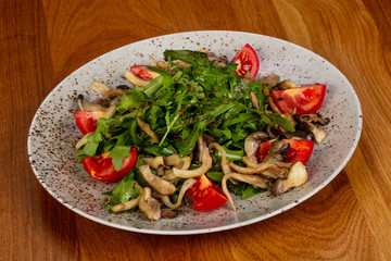 Salad with mushrooms