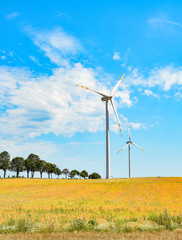 Wiatrak - energia wiatrowa © P.Ch. Fotografia