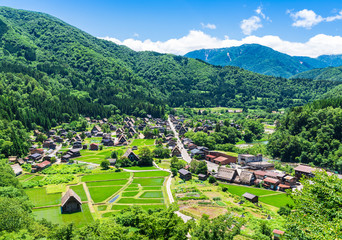 白川郷　全景 © oben901