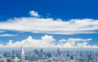 東京風景・青空と緑