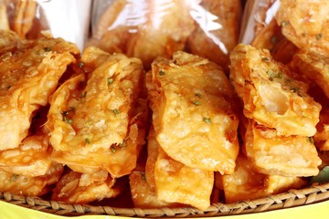 crispy roti in street food