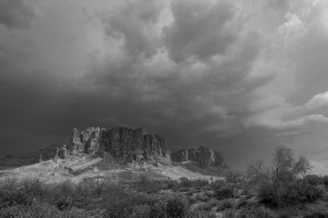 Fototapeta premium Niknące światło