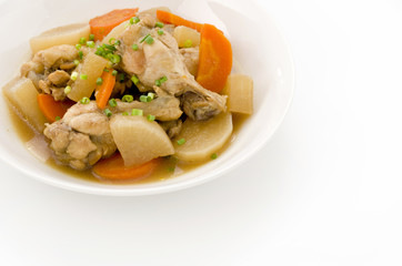 手羽元と根菜の煮物