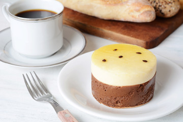 passion fruits cake and coffe