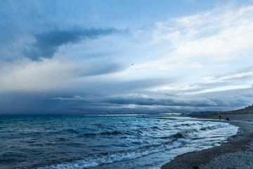 Fototapeta premium view of beautiful lakeside of Lake Namtso in morning, Tibet
